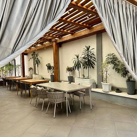 Social House Bed and Breakfast Addis Abeba Buitenkant foto