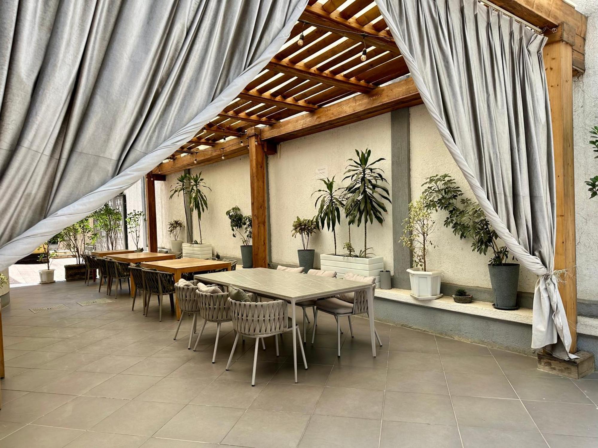 Social House Bed and Breakfast Addis Abeba Buitenkant foto