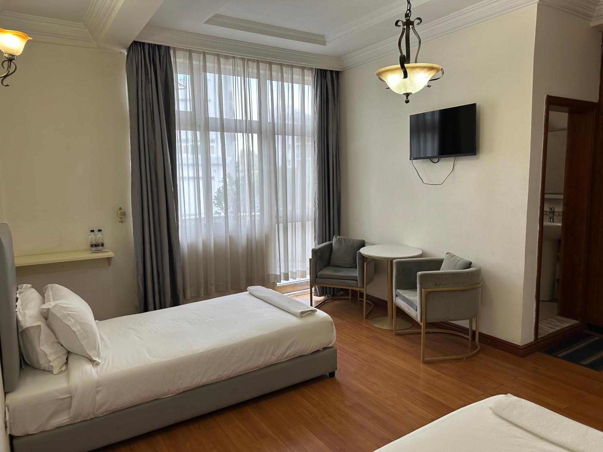 Social House Bed and Breakfast Addis Abeba Buitenkant foto