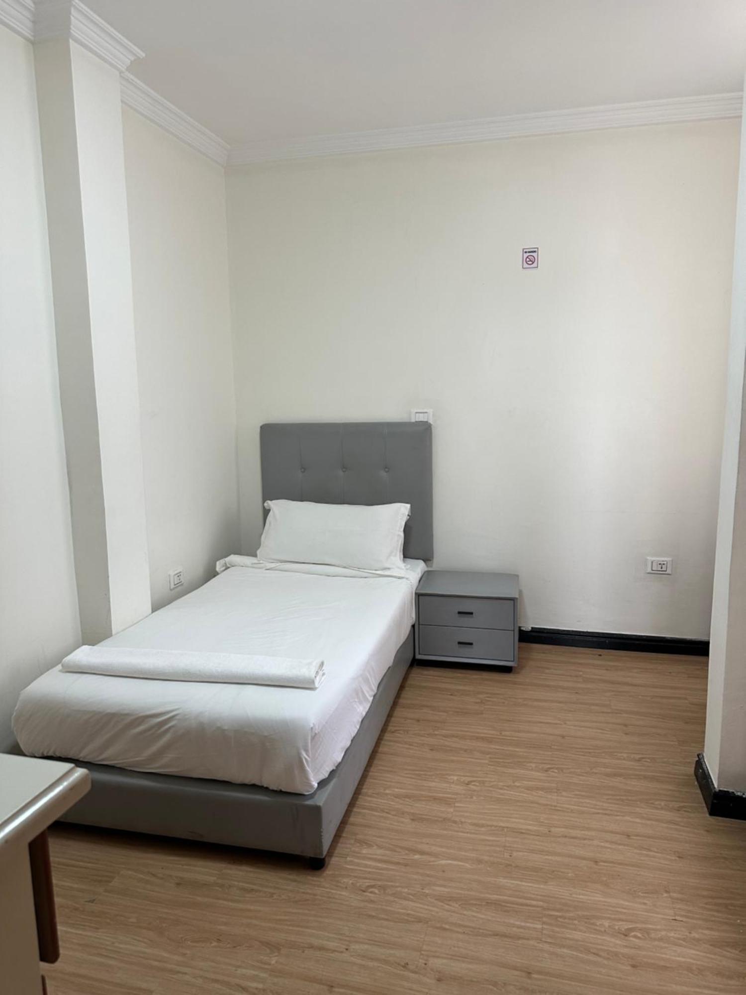 Social House Bed and Breakfast Addis Abeba Buitenkant foto