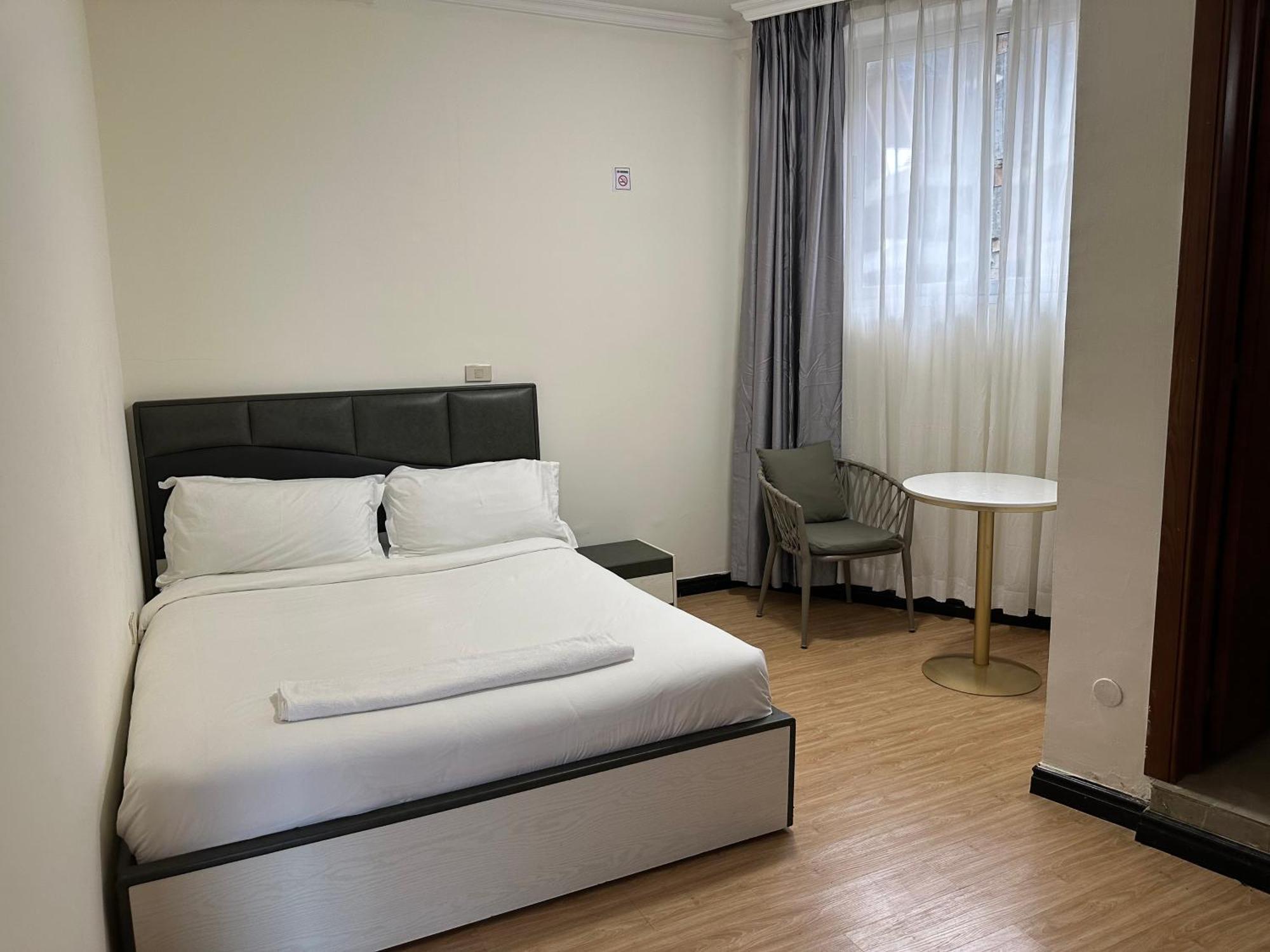 Social House Bed and Breakfast Addis Abeba Buitenkant foto